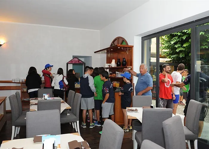 Отель Agnello Taino