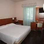Ξενοδοχείο Agnello 3*